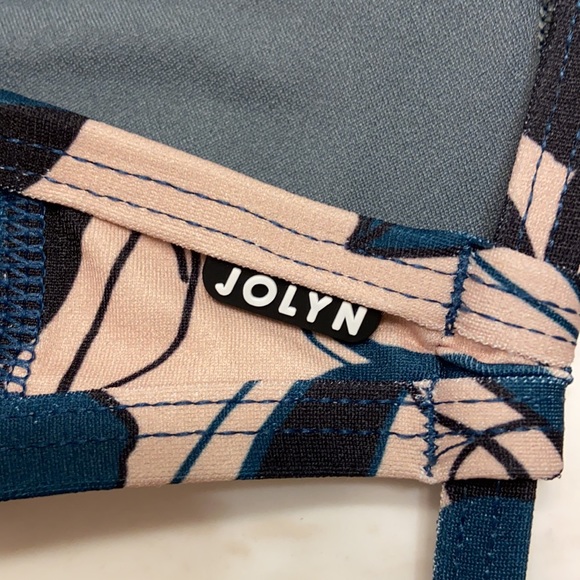 Size Small Jolyn Tomcat Top - Picture 3 of 4